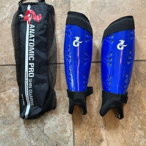 Gryphon Hockey Blue Anatomic Pro Shin Guards- size adult L